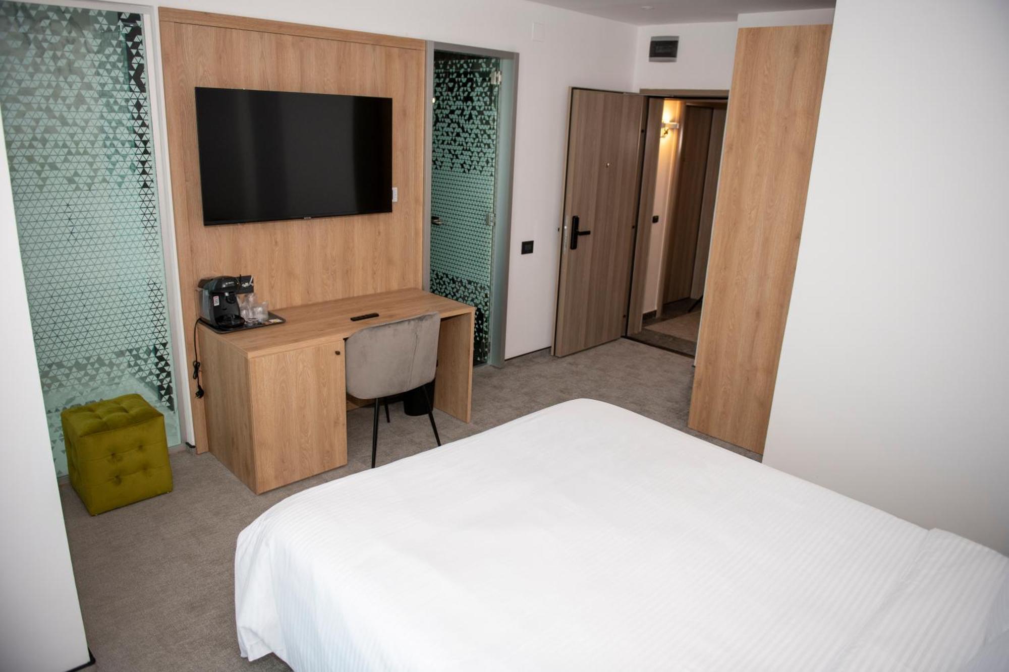 Cm111Apparthotel Bucureşti Eksteriør bilde